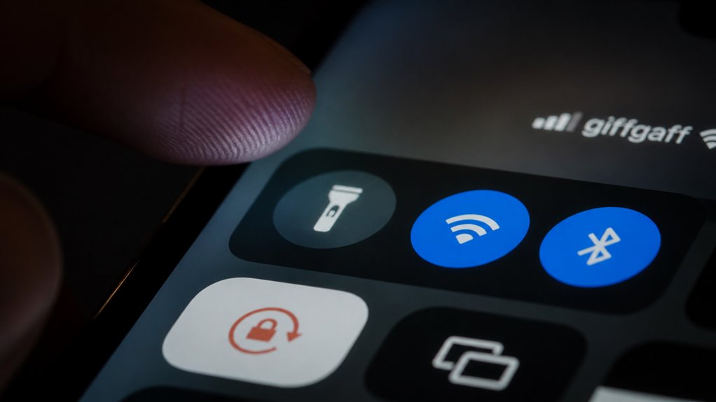 Latarka w iPhonie nie włącza się – jak rozwiązać problem?